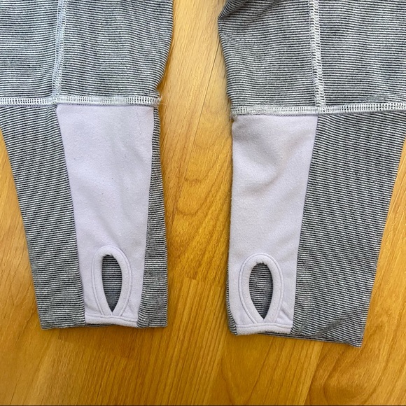 Lululemon Athletica Women’s Scuba Logo Zip Up Hoodie 8 - Picture 7 of 9